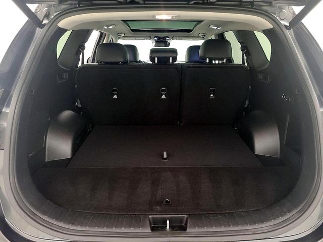 Photo of 2022 Gray Hyundai SANTA FE