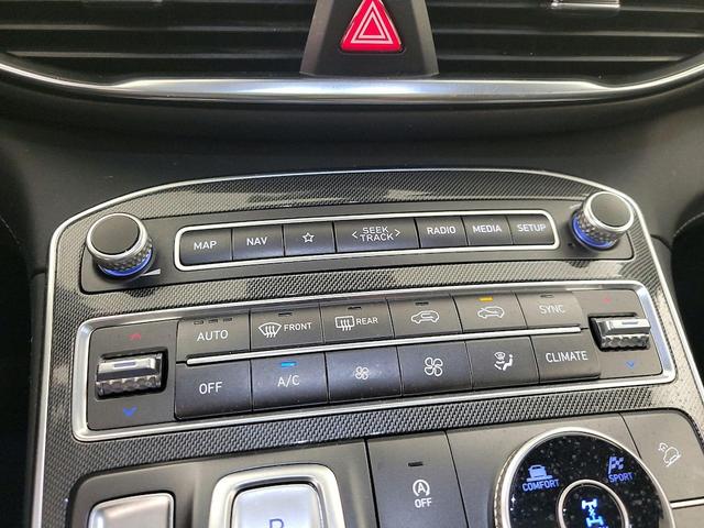 Photo of 2022 Gray Hyundai SANTA FE
