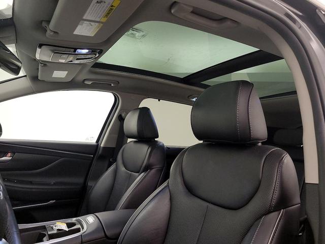 Photo of 2022 Gray Hyundai SANTA FE