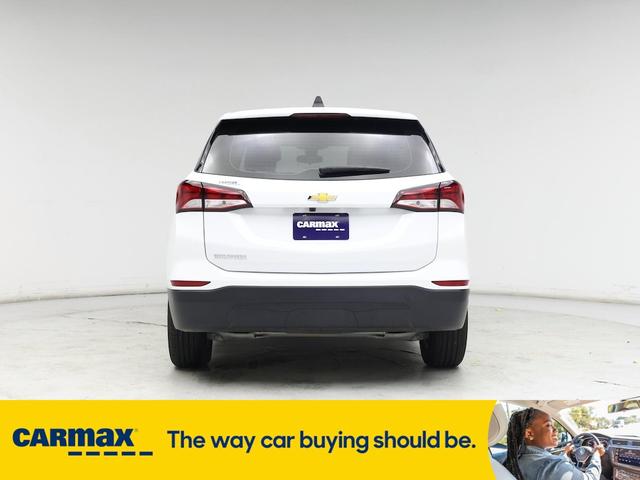 Photo of 2023 White Chevrolet Equinox