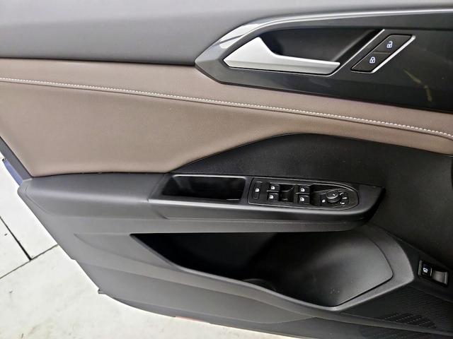 Photo of 2022 Blue Volkswagen Taos