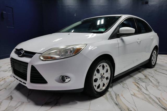 Photo of 2012 Oxford White Ford Focus