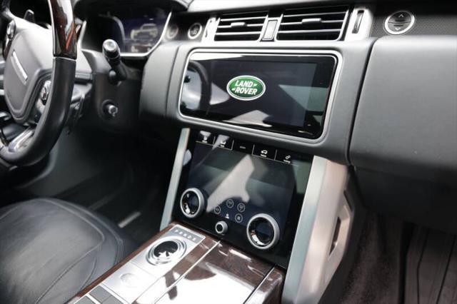 Photo of 2020 White Land Rover Range Rover