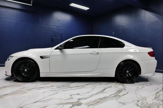 Photo of 2012 White BMW M3