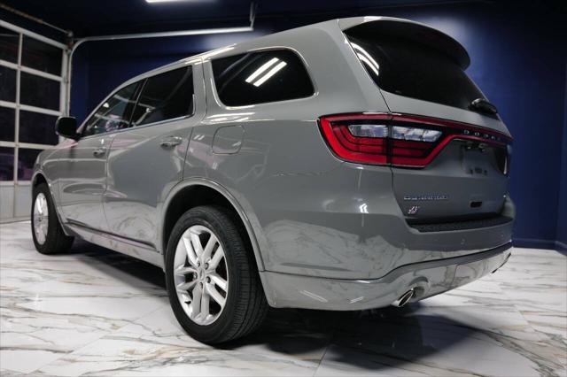 Photo of 2022 Destroyer Gray Clearcoat Dodge Durango