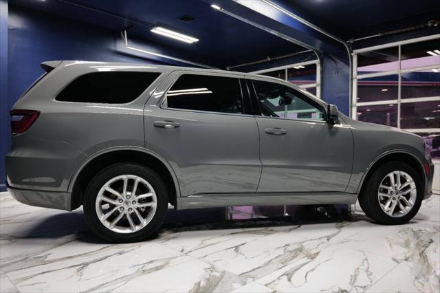 Photo of 2022 Destroyer Gray Clearcoat Dodge Durango
