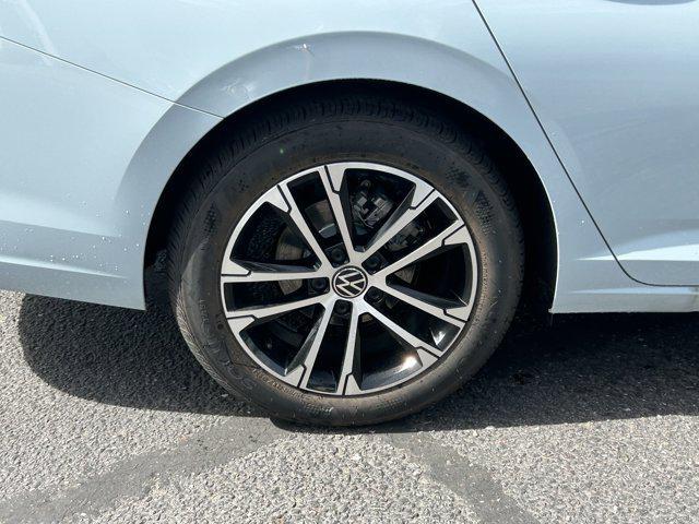 Photo of 2025 Monument Gray Volkswagen Jetta
