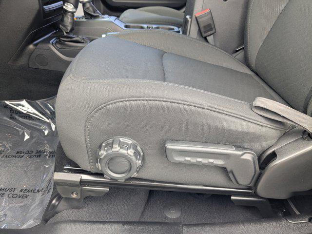 Photo of 2023 Bright White Clearcoat Jeep Wrangler