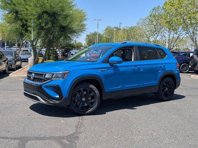 Photo of 2022 Blue Volkswagen Taos