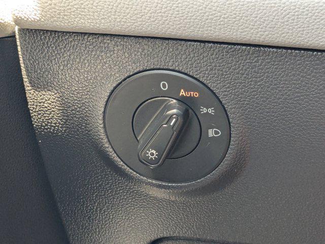 Photo of 2022 Blue Volkswagen Taos