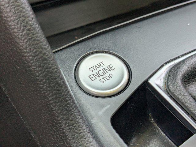Photo of 2022 Blue Volkswagen Taos