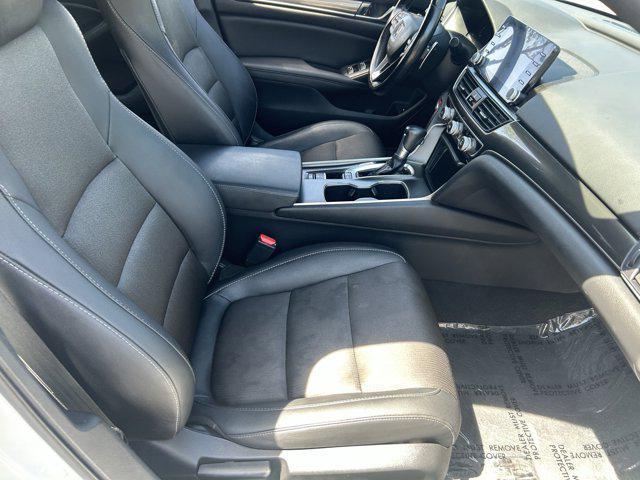 Photo of 2020 Platinum White Pearl Honda Accord