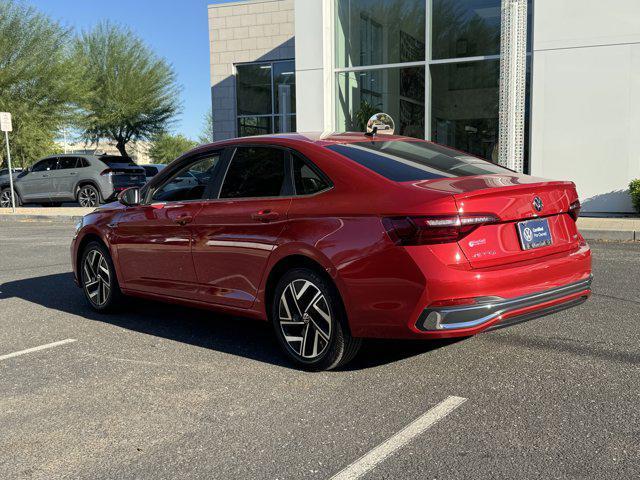 Photo of 2023 Kings Red Metallic Volkswagen Jetta