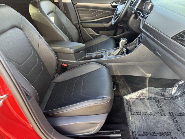 Photo of 2023 Kings Red Metallic Volkswagen Jetta