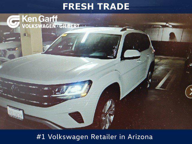 Photo of 2023 Pure White Volkswagen Atlas