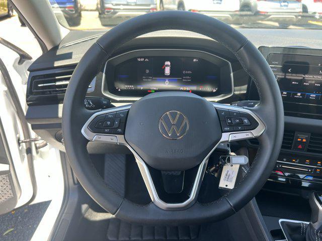Photo of 2025 Pure White Volkswagen Jetta