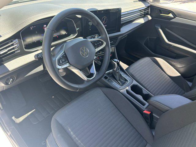 Photo of 2025 Pure White Volkswagen Jetta