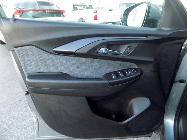 Photo of 2023 Sterling Gray Metallic Chevrolet Trailblazer