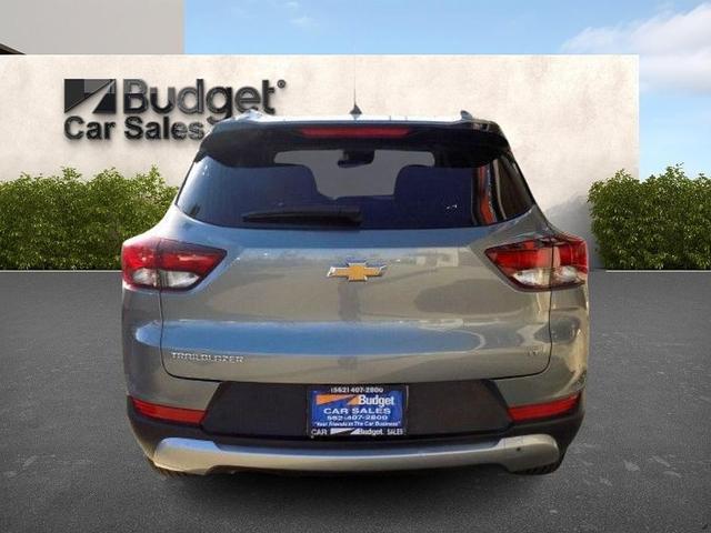 Photo of 2023 Sterling Gray Metallic Chevrolet Trailblazer