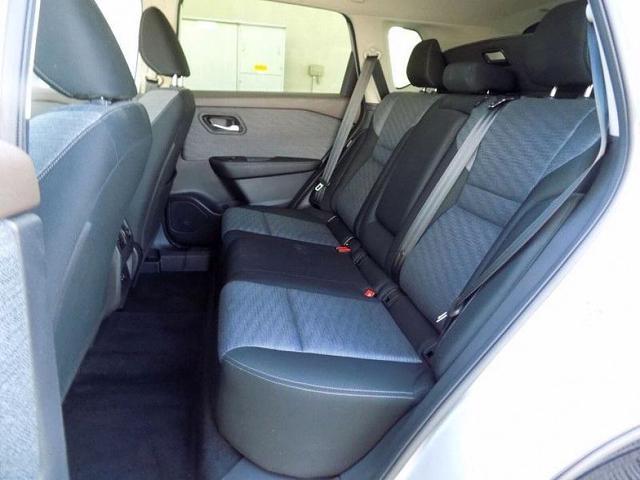 Photo of 2023 Brilliant Silver Metallic Nissan Rogue