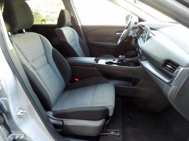 Photo of 2023 Brilliant Silver Metallic Nissan Rogue