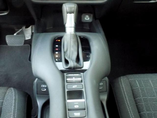 Photo of 2024 Platinum White Pearl Honda HR-V