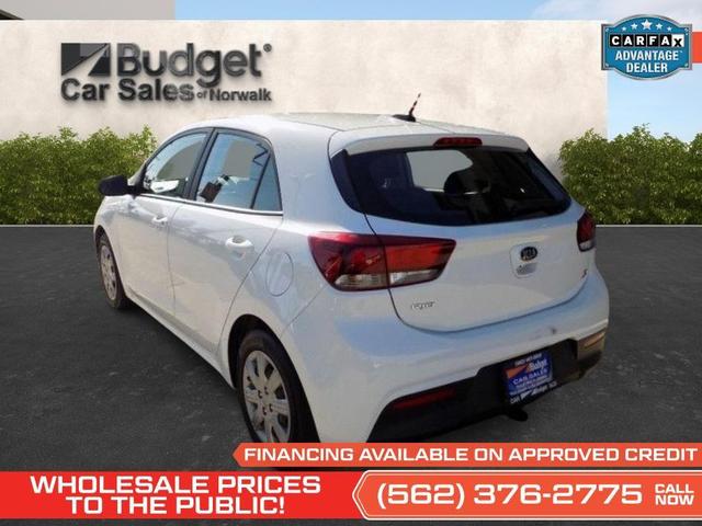 Photo of 2021 Clear White Kia Rio