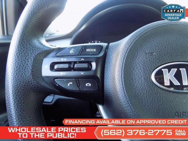 Photo of 2021 Clear White Kia Rio