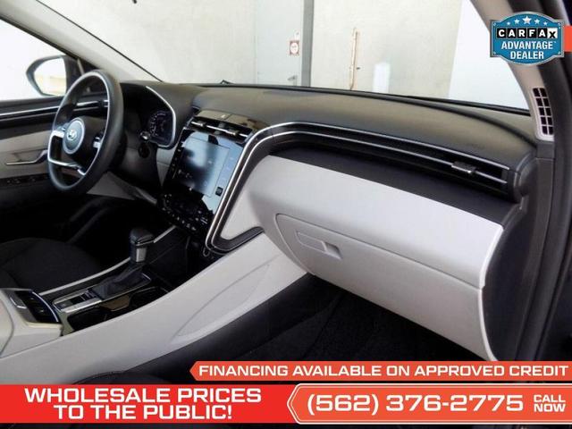 Photo of 2024 Black Pearl Hyundai TUCSON