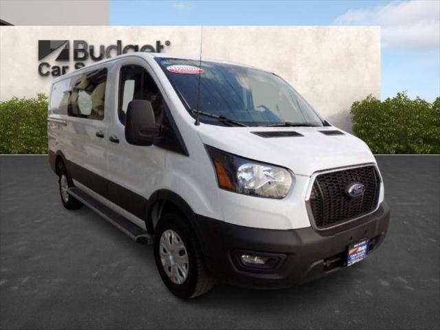 2023 Ford Transit-250