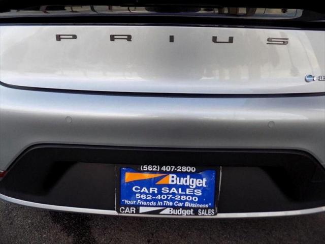 Photo of 2024 Silver Toyota Prius