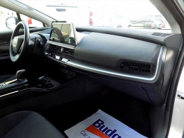 Photo of 2024 Silver Toyota Prius