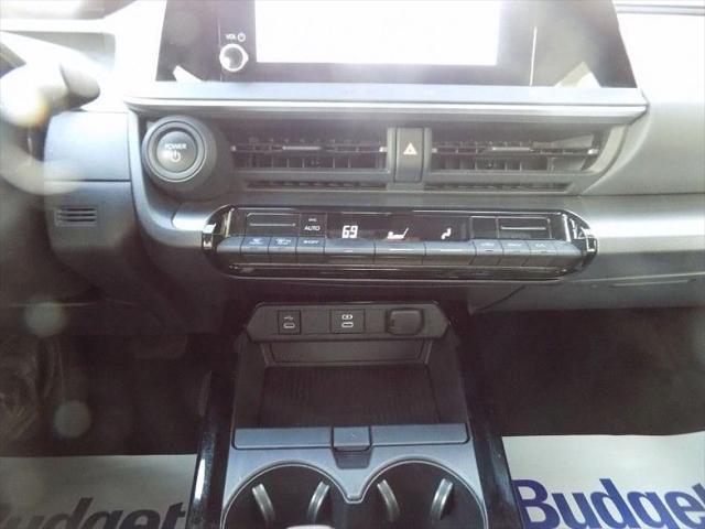 Photo of 2024 Silver Toyota Prius