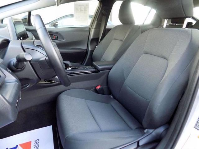 Photo of 2024 Silver Toyota Prius