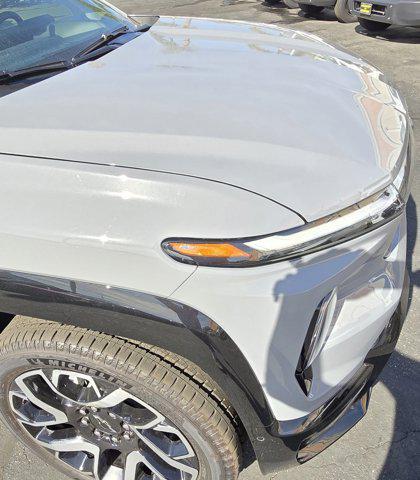 Photo of 2025 Slate Gray Metallic Chevrolet Silverado EV