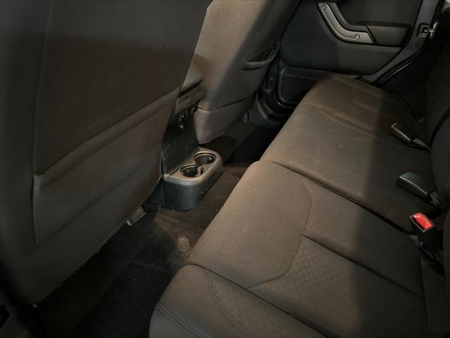 Photo of 2018 Granite Crystal Metallic Clearcoat Jeep Wrangler JK Unlimited