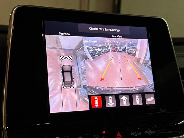 Photo of 2022 Diamond Black Crystal Pearlcoat Jeep Compass