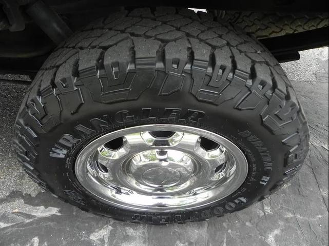 Photo of 2010 Oxford White Ford F-150