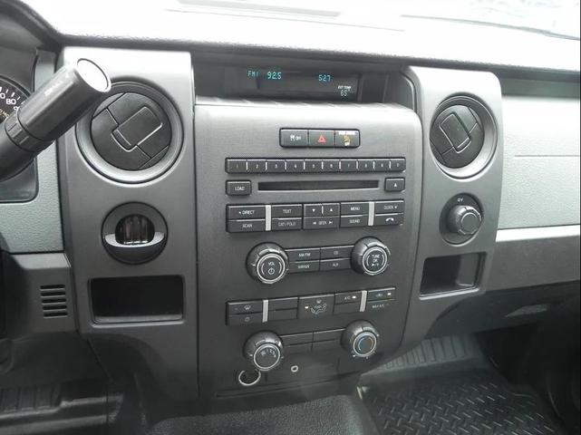 Photo of 2012 Oxford White Ford F-150
