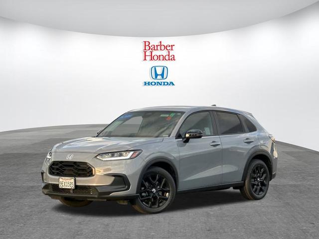 Photo of 2023 Urban Gray Pearl Honda HR-V