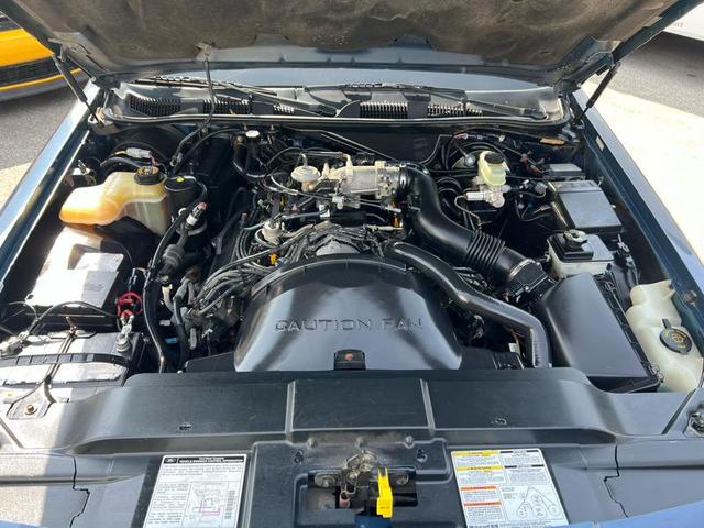 Photo of 1996 Blue Lincoln Town Car