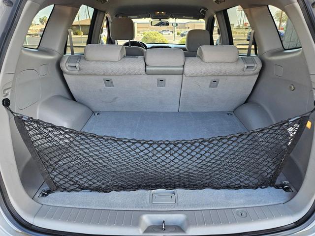 Photo of 2007 Silver Hyundai SANTA FE
