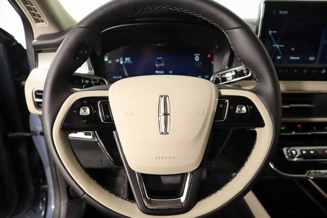 Photo of 2025 Whisper Blue Metallic Clearcoat Lincoln Corsair