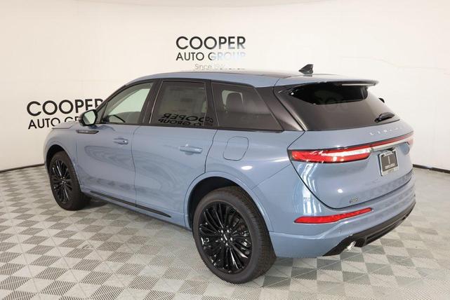 Photo of 2025 Whisper Blue Metallic Clearcoat Lincoln Corsair