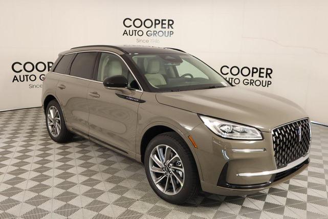 Photo of 2025 Harbor Gray Metallic Clearcoat Lincoln Corsair