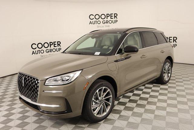 Photo of 2025 Harbor Gray Metallic Clearcoat Lincoln Corsair