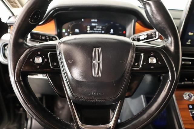 Photo of 2020 Infinite Black Metallic Lincoln Aviator