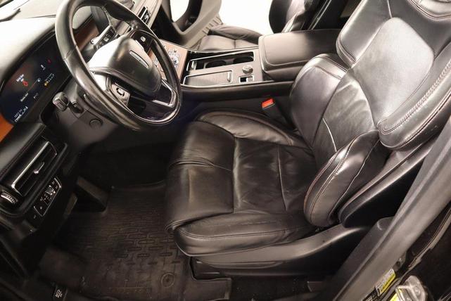 Photo of 2020 Infinite Black Metallic Lincoln Aviator