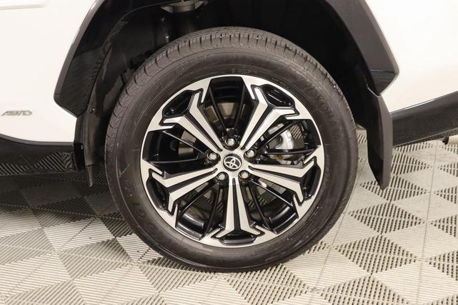 Photo of 2024 Wind Chill Pearl/Midnight Black Metallic Toyota RAV4 Prime