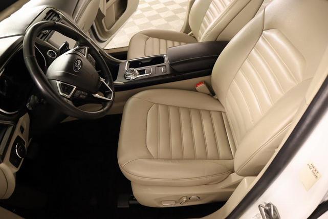 Photo of 2019 Oxford White Ford Fusion
